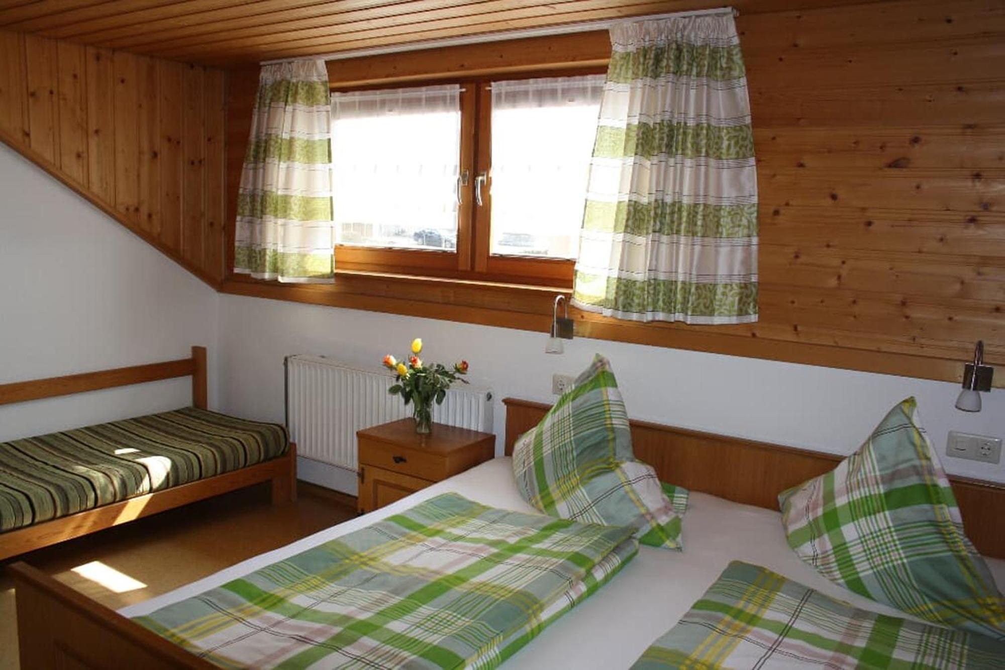 Hotel Haus Resi à Eging am See Extérieur photo